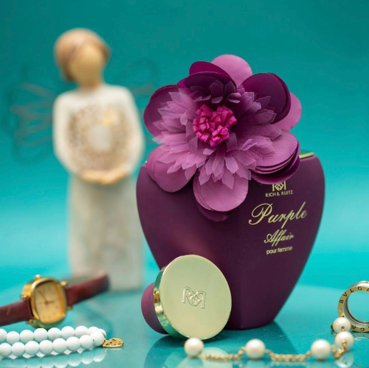 عطر زنانه پِرِل (بنفش)